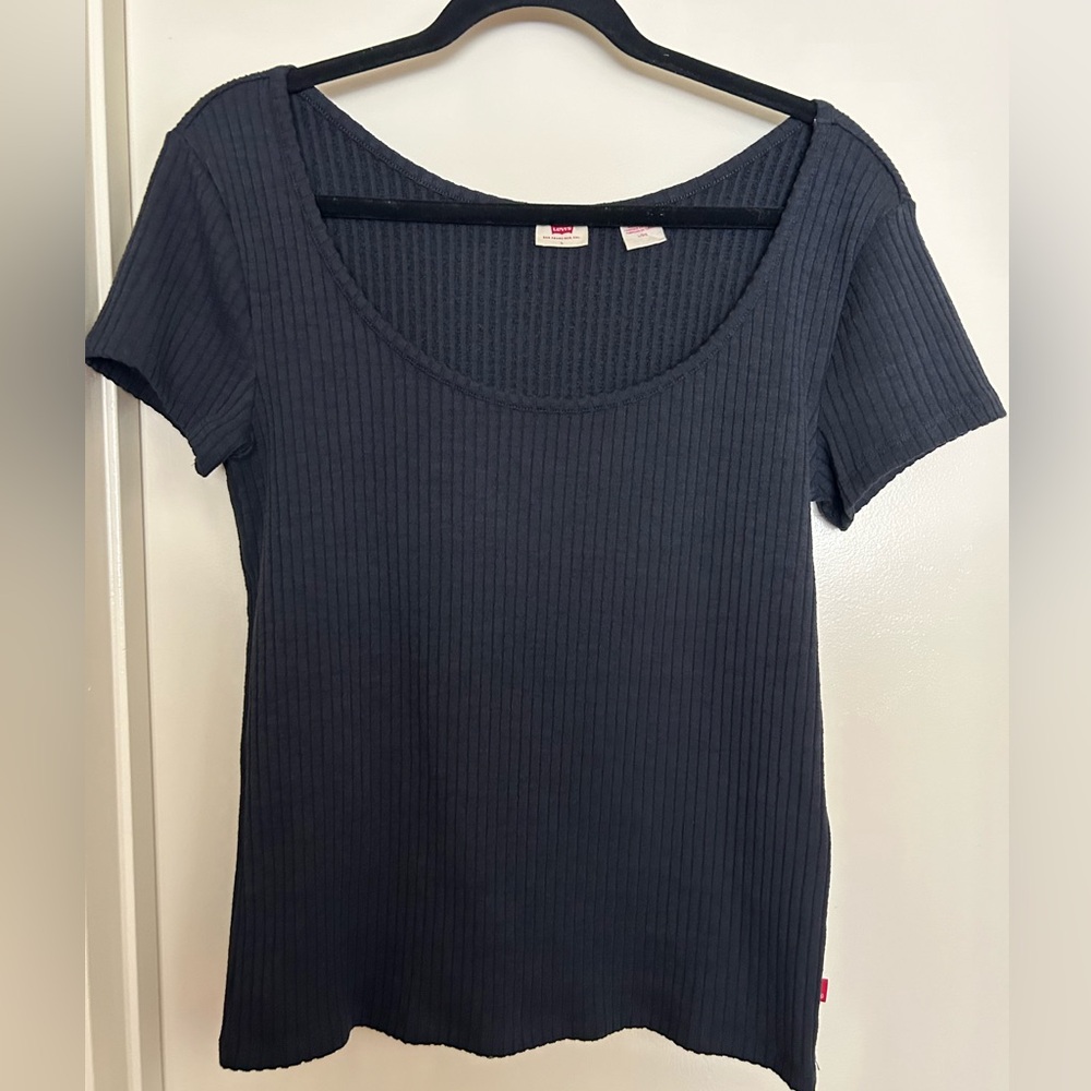 Levi's Black Ribbed Short Sleeve Scoop Neck Top